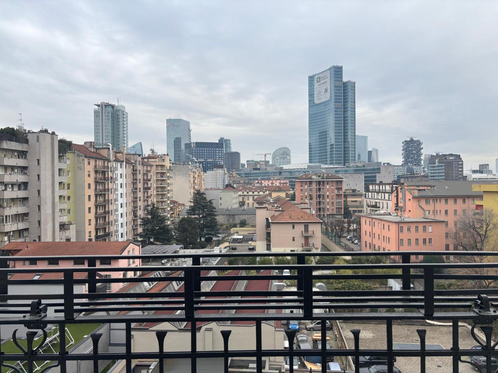 Hotel Enjoy Milano Skyline Extérieur photo